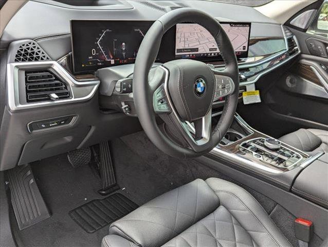 new 2025 BMW X7 car, priced at $98,525