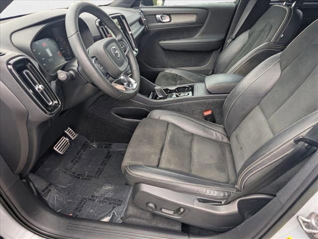used 2022 Volvo XC40 car, priced at $26,598