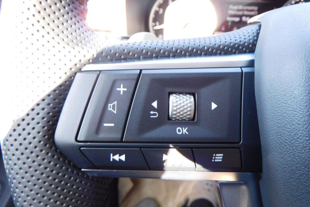 new 2025 Mitsubishi Outlander car, priced at $37,365