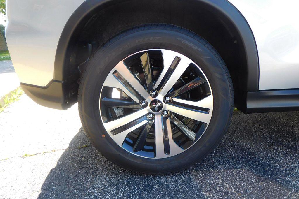 new 2025 Mitsubishi Outlander Sport car, priced at $30,595