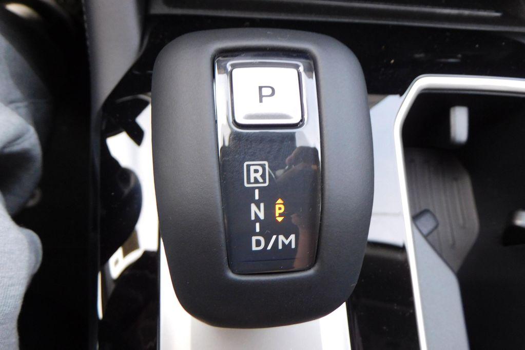 new 2025 Mitsubishi Outlander car, priced at $37,565