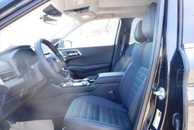 new 2025 Mitsubishi Outlander car, priced at $38,880