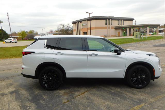 used 2023 Mitsubishi Outlander car