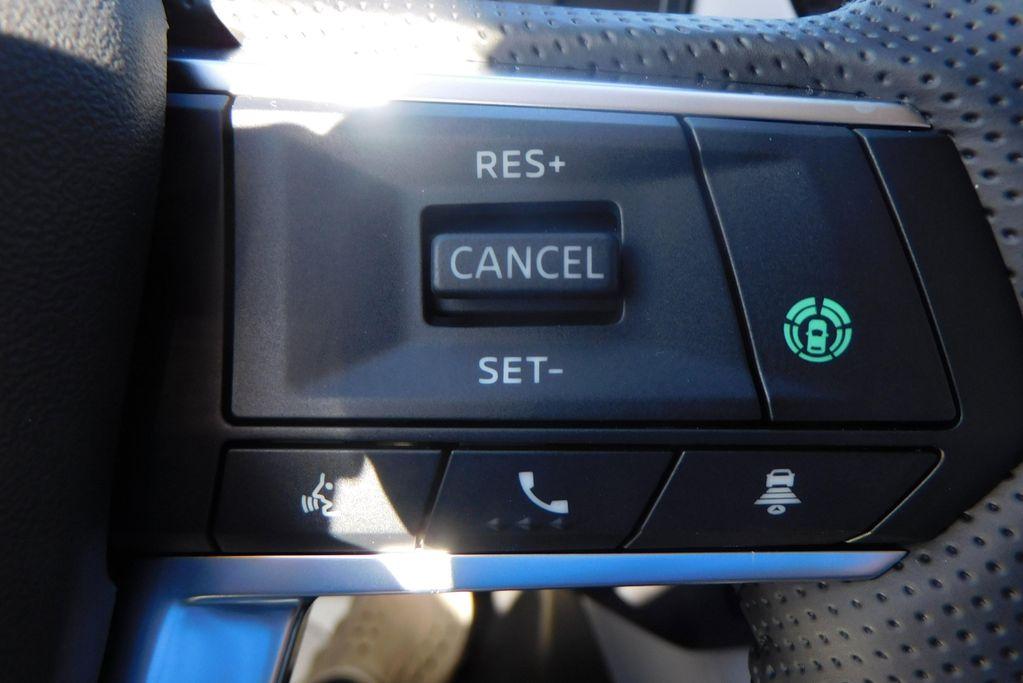 new 2025 Mitsubishi Outlander car, priced at $46,035