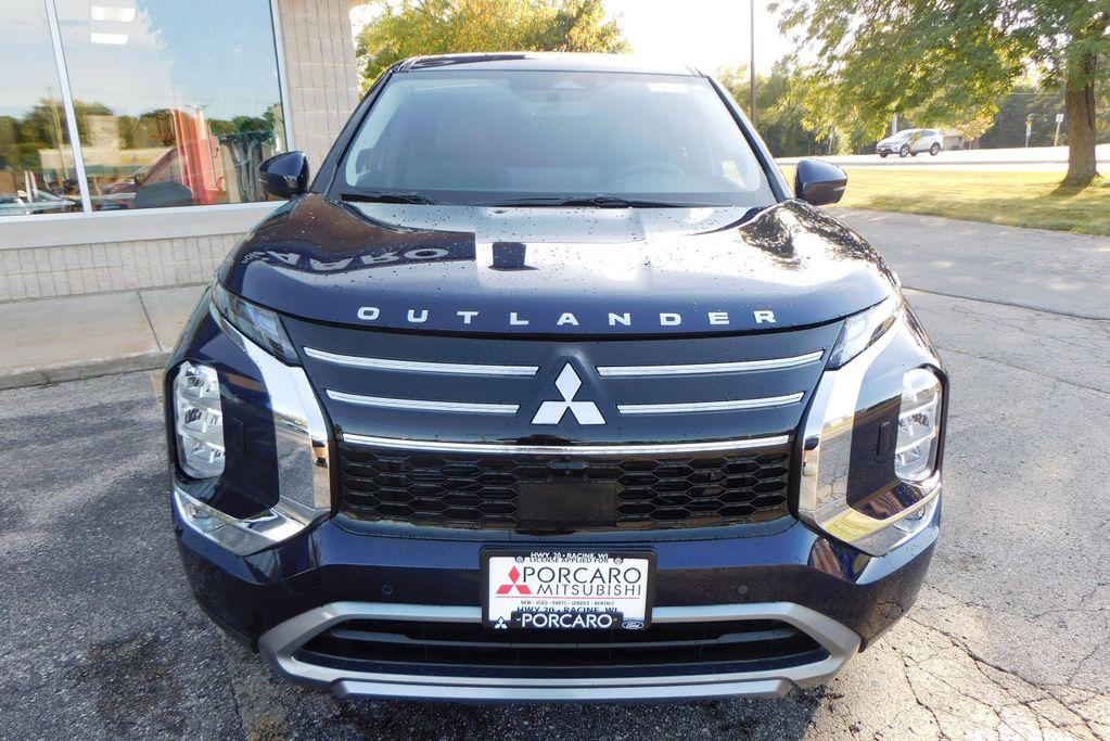 new 2025 Mitsubishi Outlander car, priced at $40,155