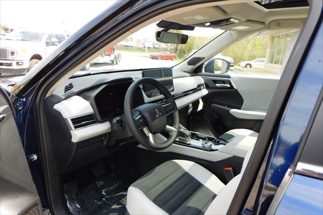new 2025 Mitsubishi Outlander car, priced at $38,285