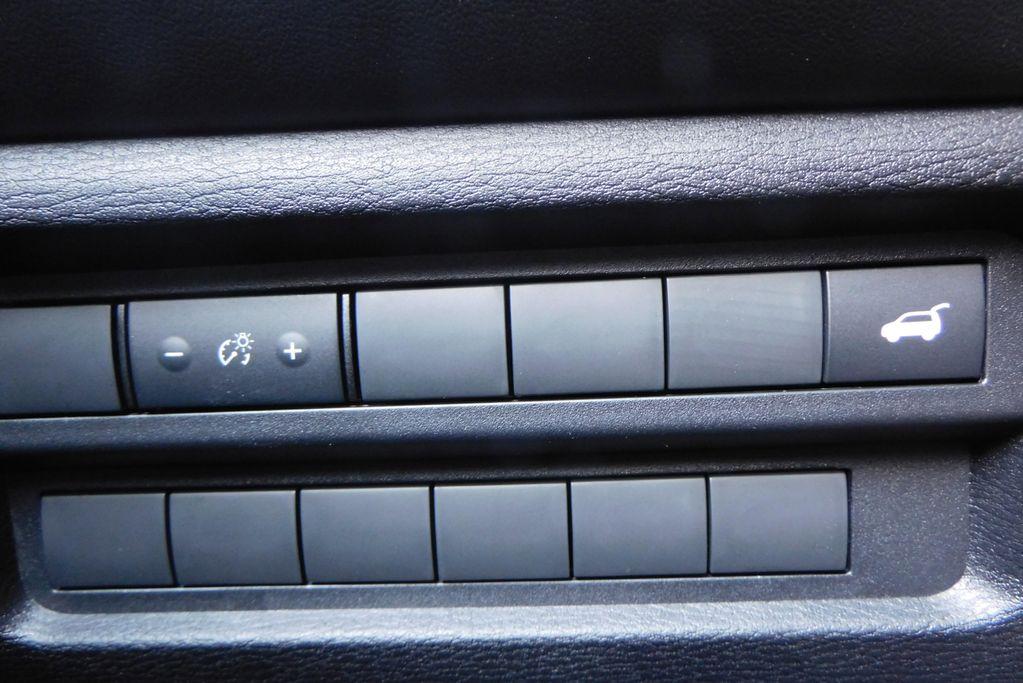 new 2025 Mitsubishi Outlander car, priced at $37,050