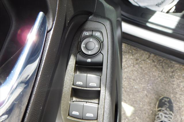 used 2023 Chevrolet Equinox car, priced at $24,950