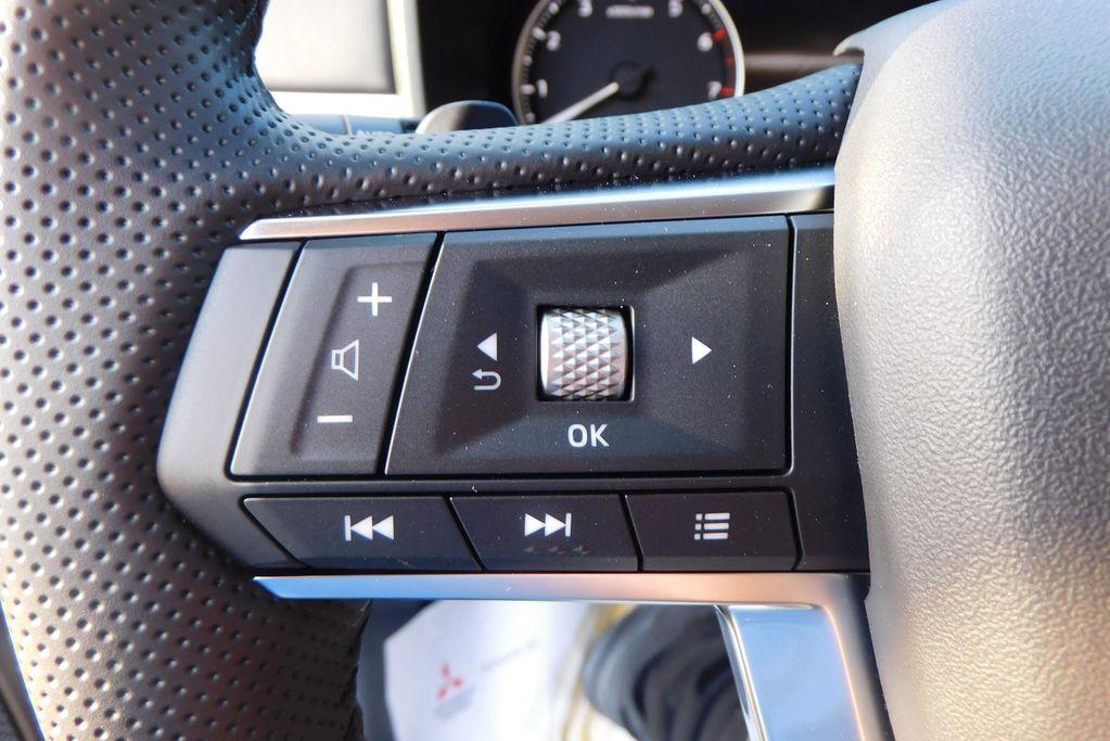 new 2025 Mitsubishi Outlander car, priced at $37,000