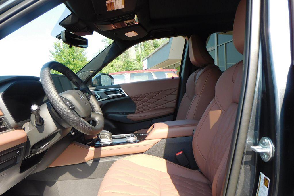 new 2025 Mitsubishi Outlander car, priced at $45,230