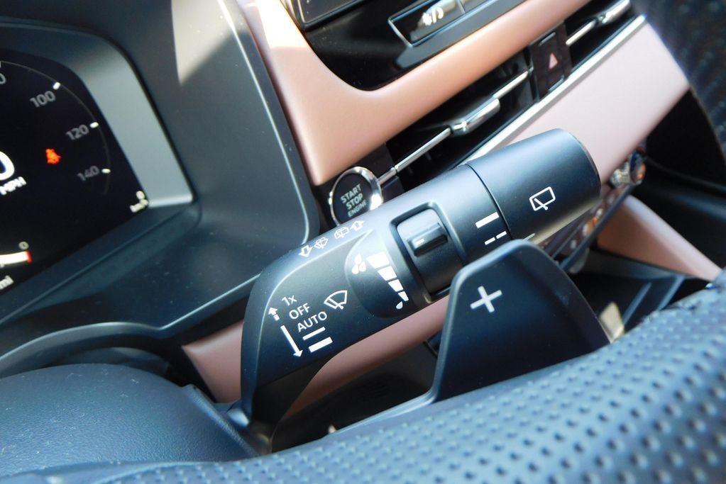 new 2025 Mitsubishi Outlander car, priced at $45,230