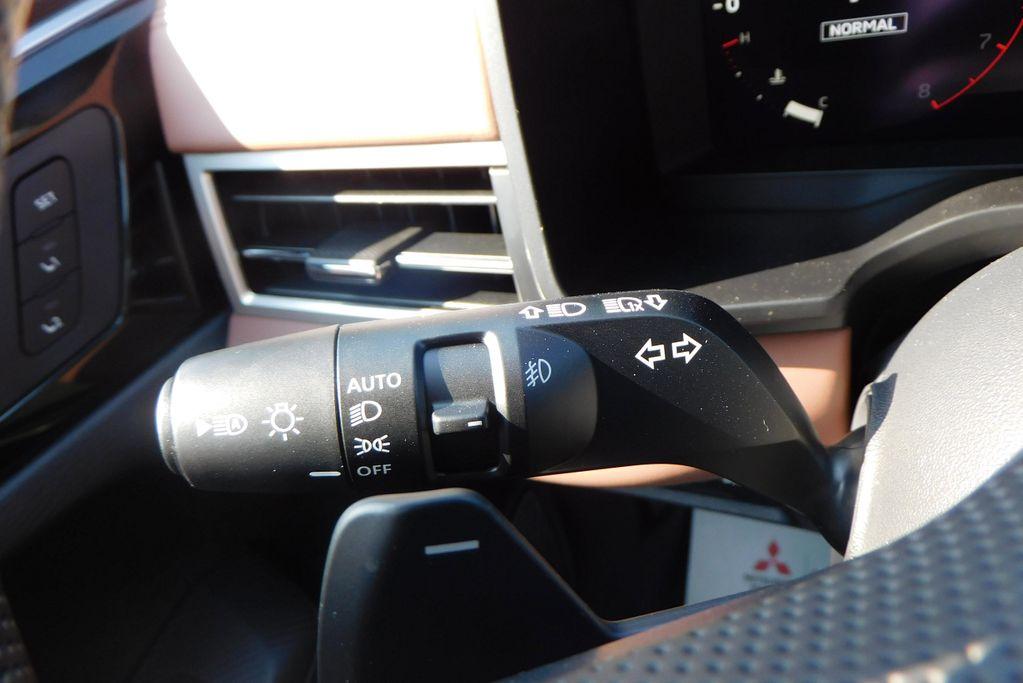 new 2025 Mitsubishi Outlander car, priced at $45,230