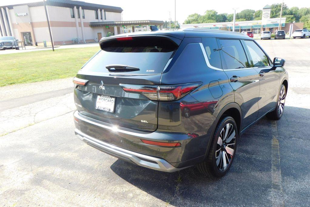 new 2025 Mitsubishi Outlander car, priced at $45,230