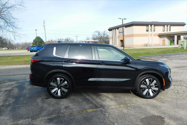 new 2025 Mitsubishi Outlander car, priced at $38,285