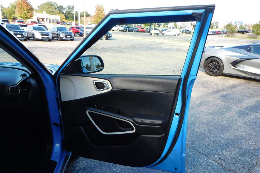used 2024 Kia Soul car, priced at $22,950