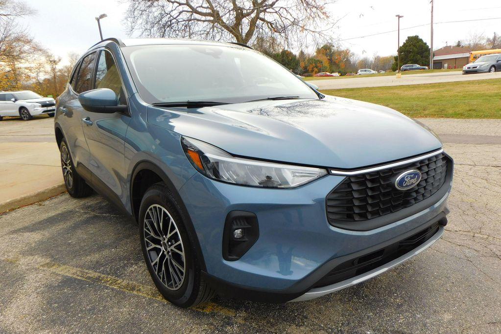 used 2024 Ford Escape PHEV car, priced at $26,500