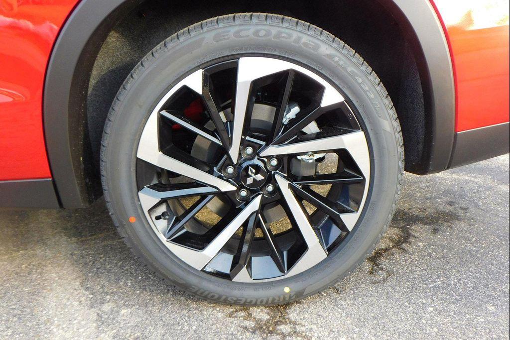 new 2025 Mitsubishi Outlander PHEV car, priced at $45,605