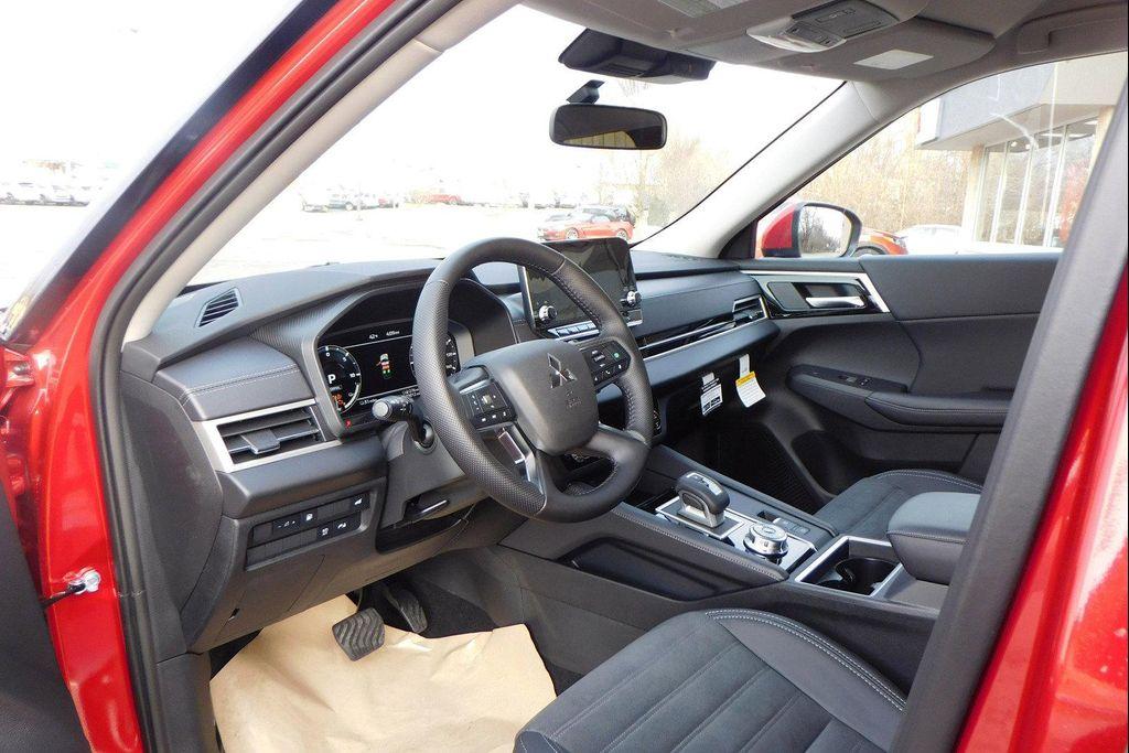 new 2025 Mitsubishi Outlander PHEV car, priced at $45,605