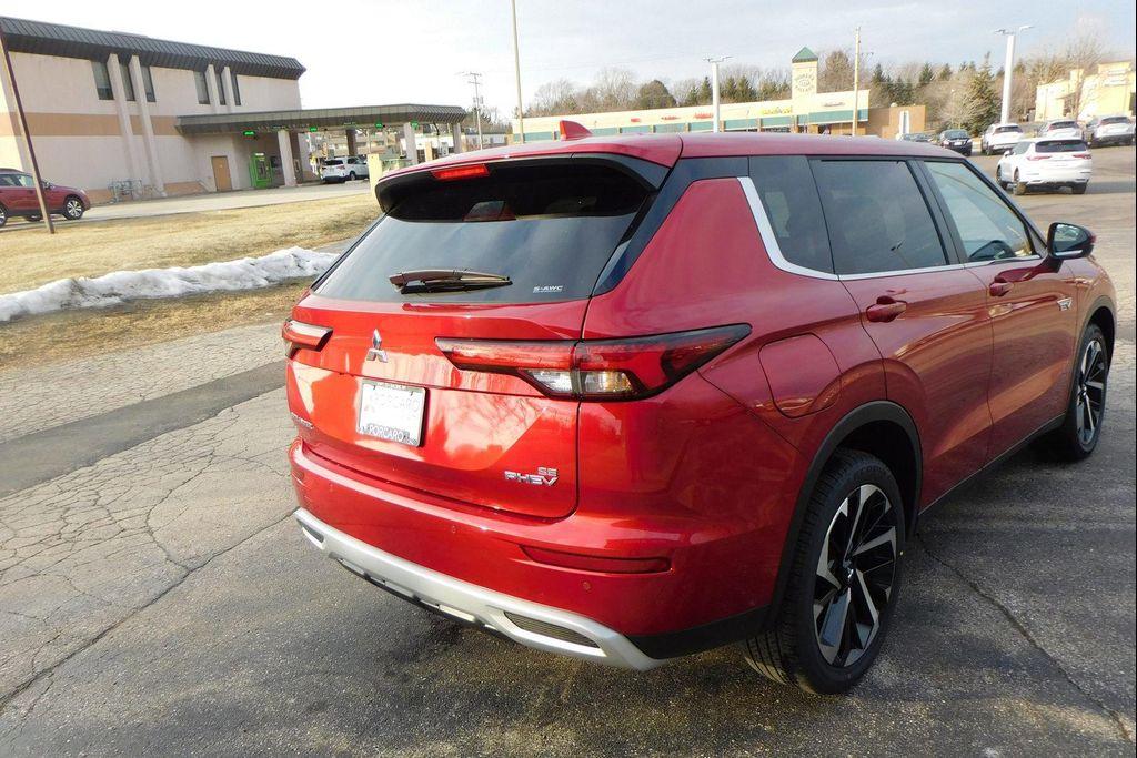 new 2025 Mitsubishi Outlander PHEV car, priced at $45,605