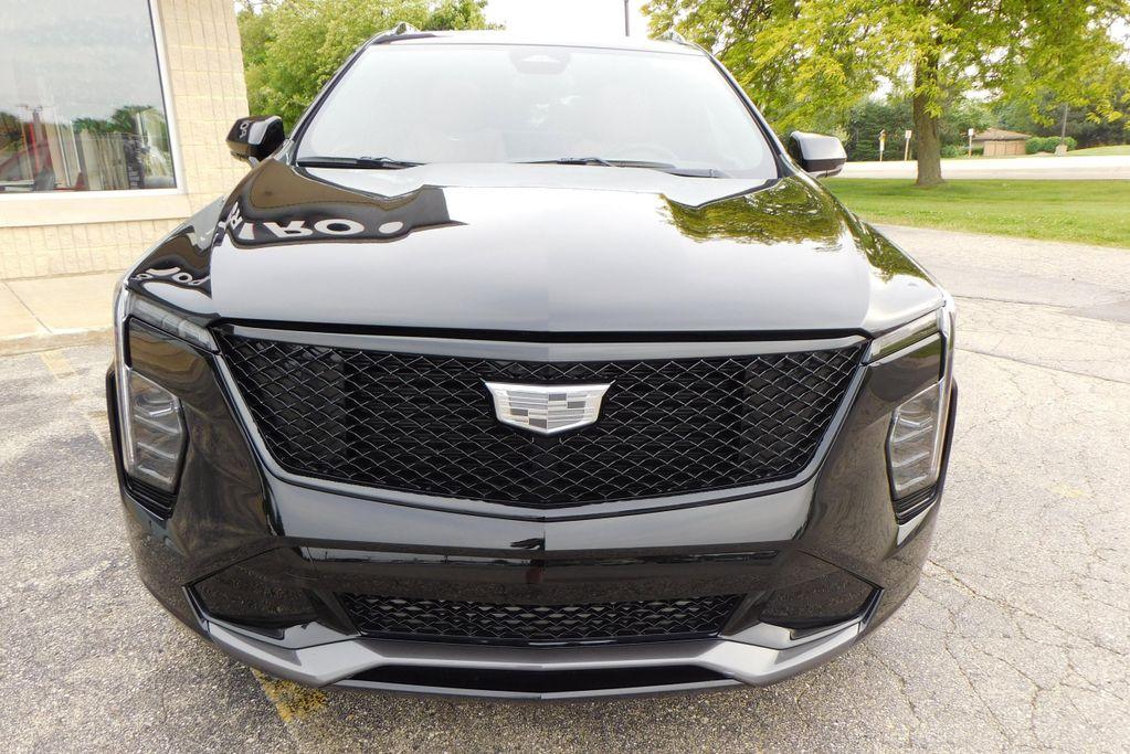 used 2024 Cadillac XT4 car, priced at $43,950