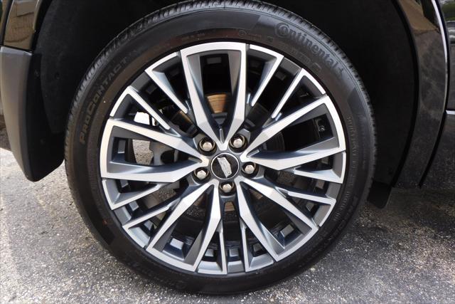 used 2024 Cadillac XT4 car
