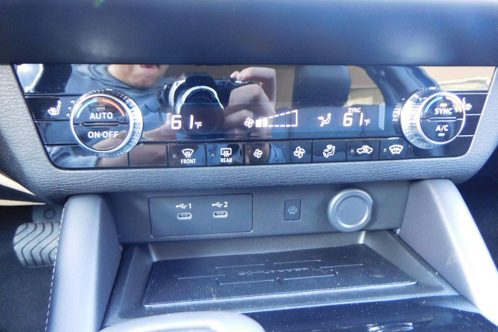 new 2025 Mitsubishi Outlander car, priced at $36,955