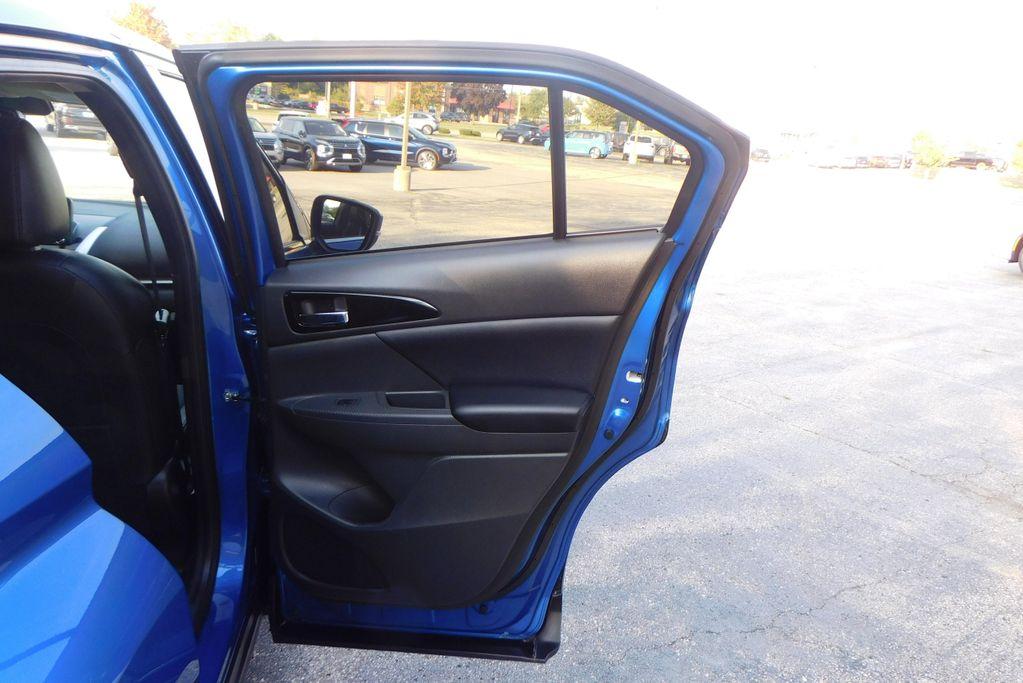 used 2024 Mitsubishi Eclipse Cross car, priced at $22,995