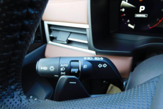new 2025 Mitsubishi Outlander car, priced at $43,730