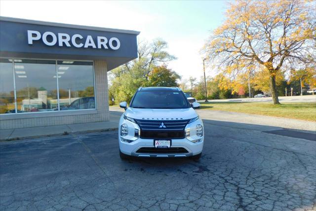 new 2024 Mitsubishi Outlander car, priced at $42,240