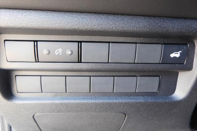 new 2025 Mitsubishi Outlander car, priced at $38,405