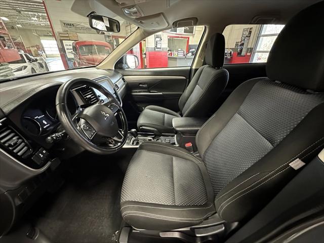 used 2018 Mitsubishi Outlander car