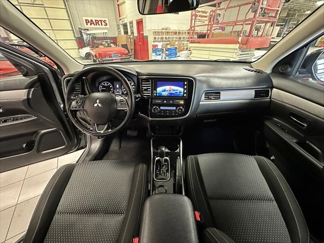 used 2018 Mitsubishi Outlander car