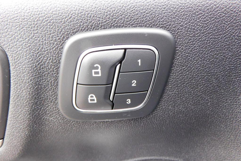 used 2022 Ford Escape car, priced at $24,990