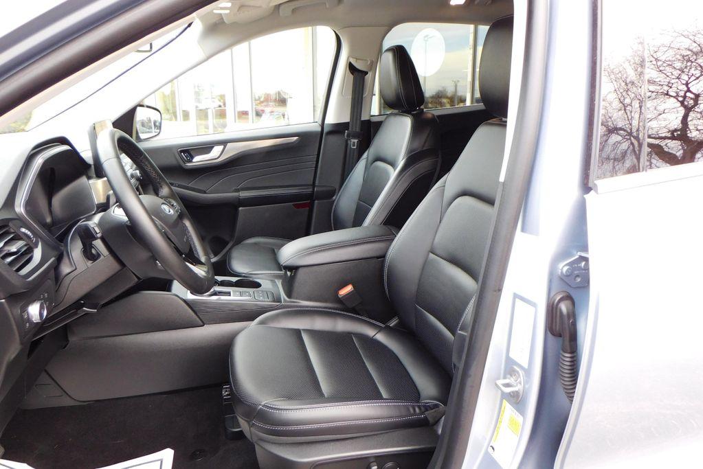 used 2022 Ford Escape car, priced at $24,990