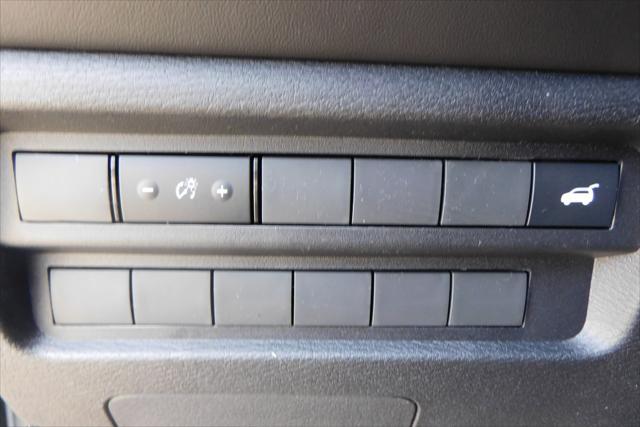 new 2025 Mitsubishi Outlander car, priced at $39,000