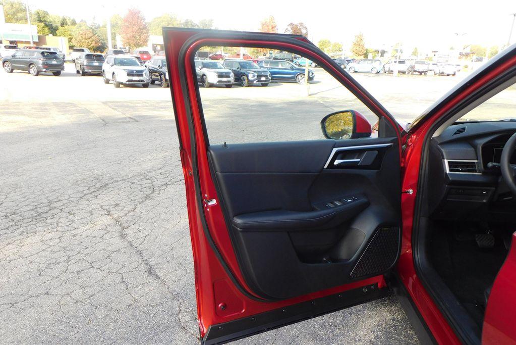 new 2025 Mitsubishi Outlander car, priced at $40,600