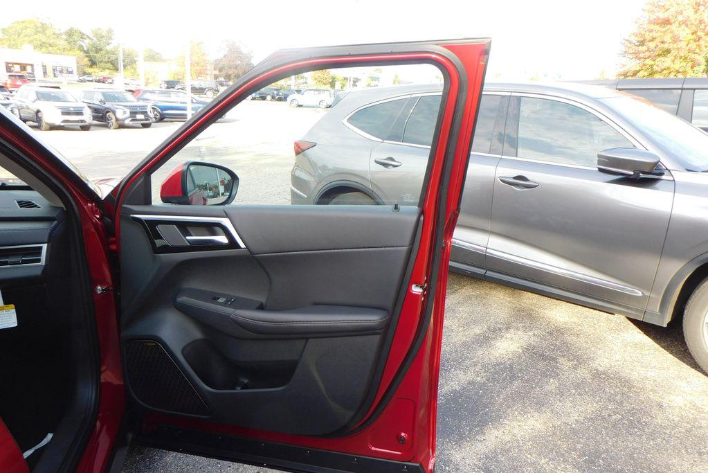 new 2025 Mitsubishi Outlander car, priced at $40,600
