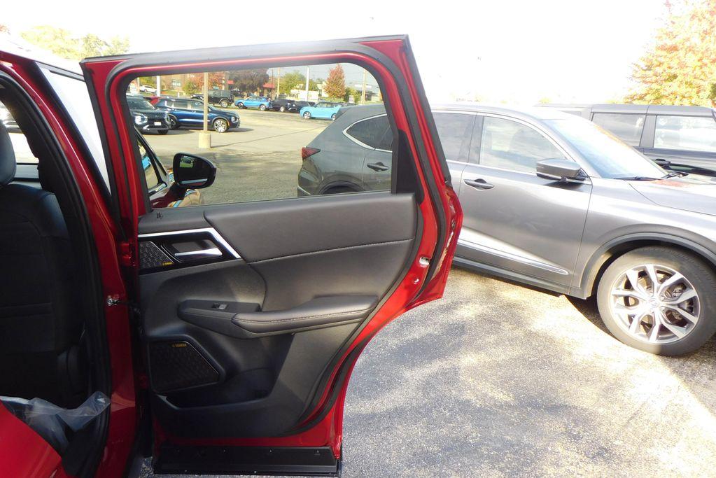 new 2025 Mitsubishi Outlander car, priced at $40,600