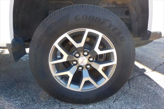 used 2020 GMC Canyon car, priced at $29,995