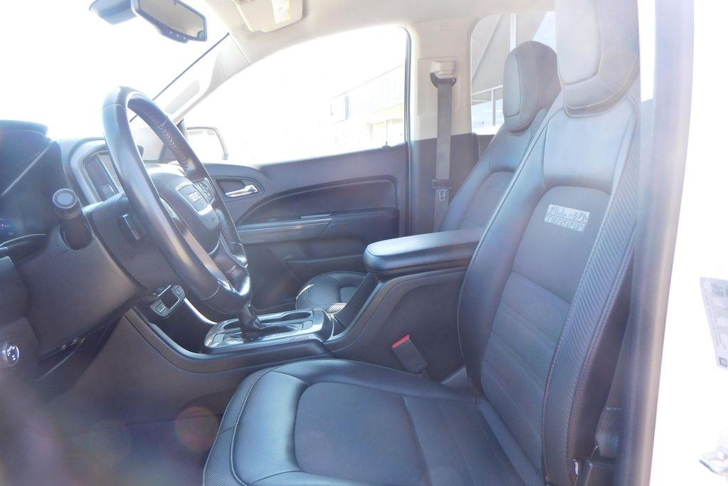 used 2020 GMC Canyon car, priced at $28,900