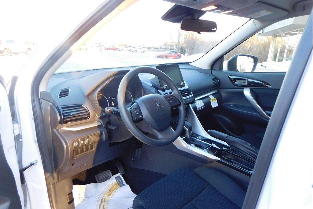 new 2024 Mitsubishi Eclipse Cross car, priced at $29,975