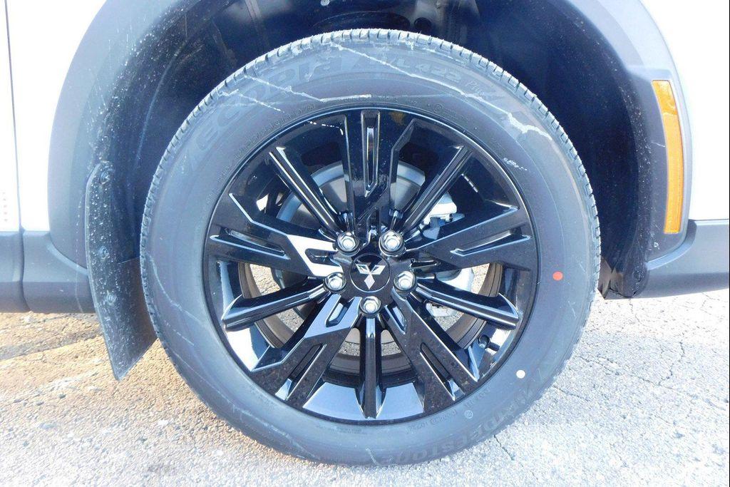 new 2024 Mitsubishi Eclipse Cross car, priced at $29,975