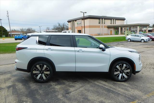 new 2025 Mitsubishi Outlander car, priced at $35,680