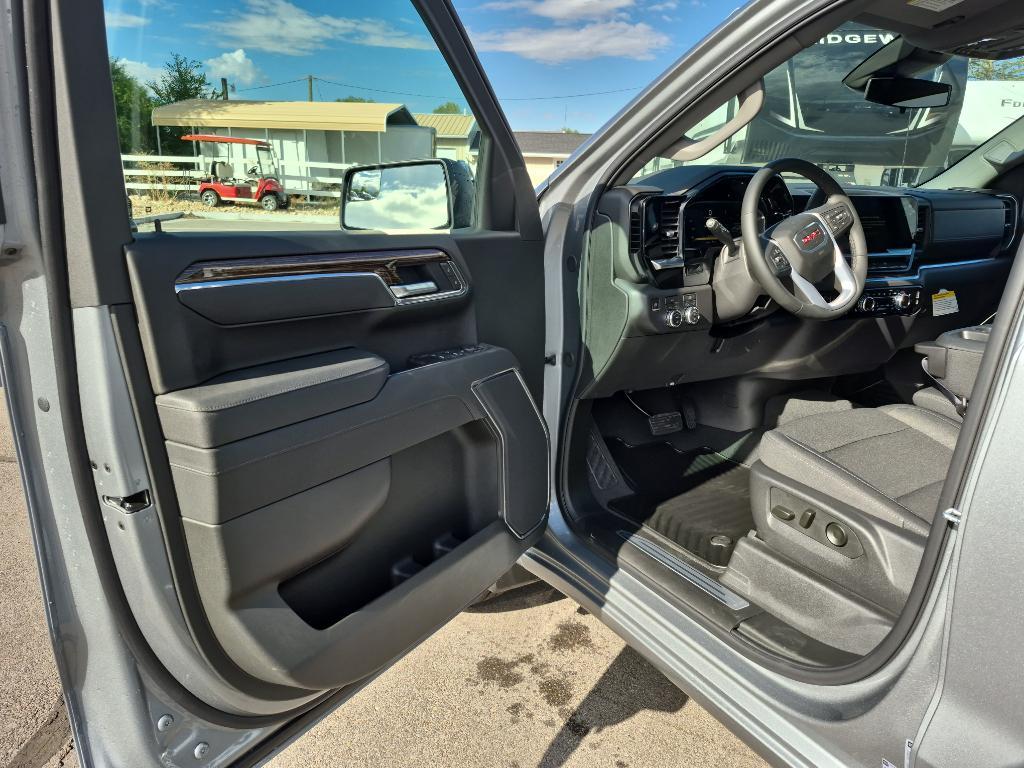 new 2026 GMC Sierra 1500 car, priced at $61,085