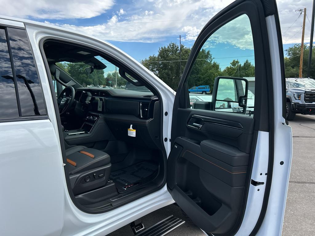 new 2025 GMC Sierra 3500 car, priced at $89,760