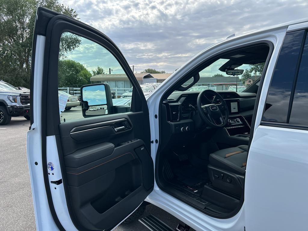 new 2025 GMC Sierra 3500 car, priced at $89,760