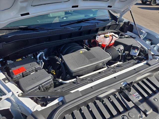 new 2025 Chevrolet Silverado 1500 car, priced at $46,105