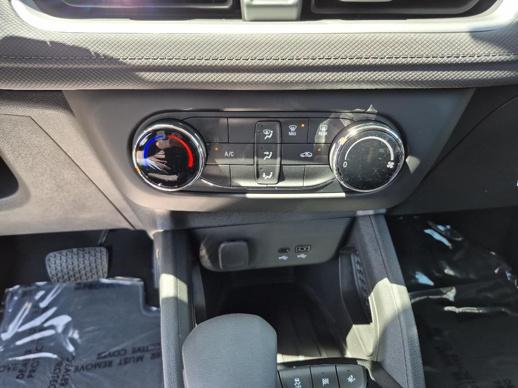 new 2026 Chevrolet TrailBlazer car, priced at $25,875