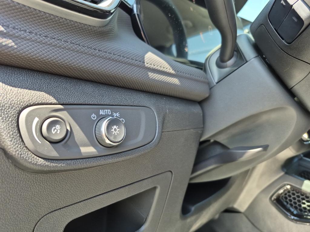 new 2026 Chevrolet TrailBlazer car, priced at $25,875