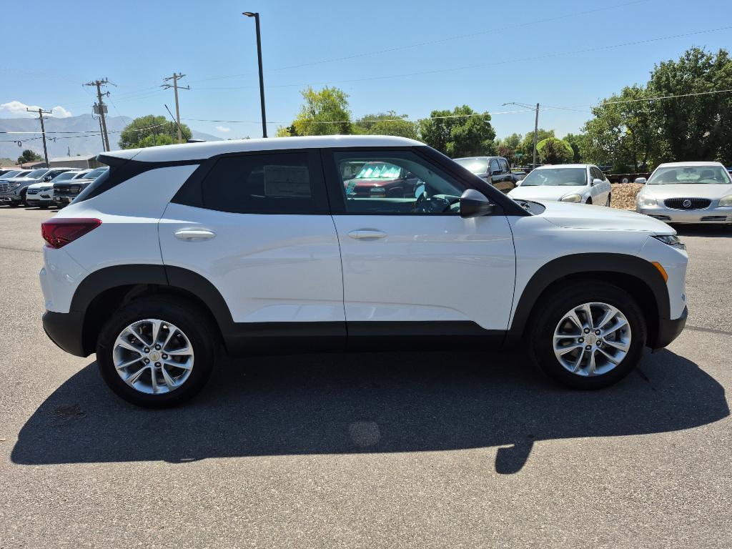 new 2026 Chevrolet TrailBlazer car, priced at $25,875